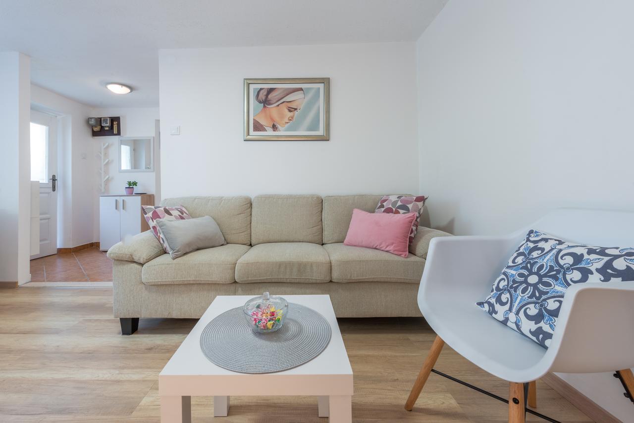 Apartment Marito ดูบรอฟนิก ภายนอก รูปภาพ