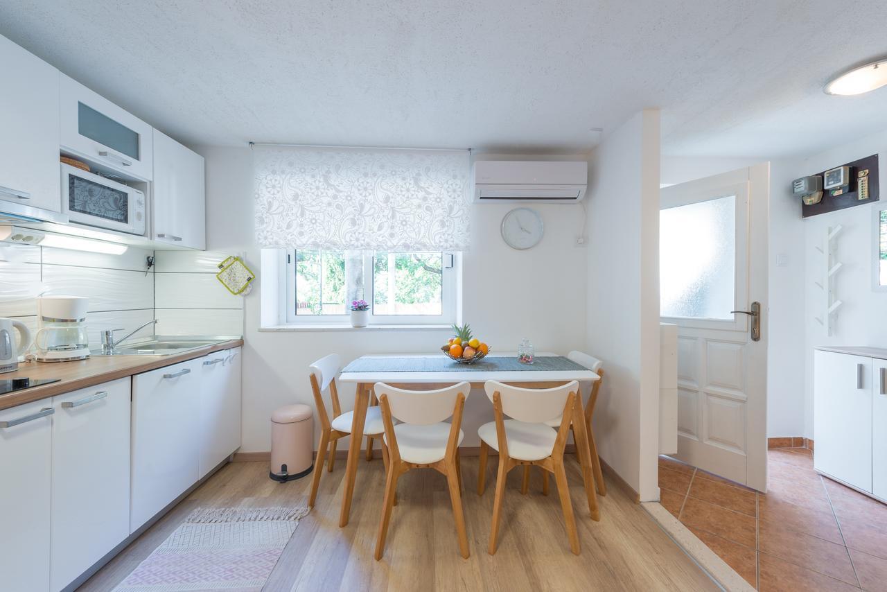 Apartment Marito ดูบรอฟนิก ภายนอก รูปภาพ